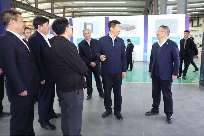 陜西省委常委、延安市委...